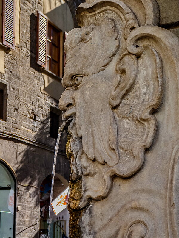 Уличный фонтан - Наталья Rosenwasser