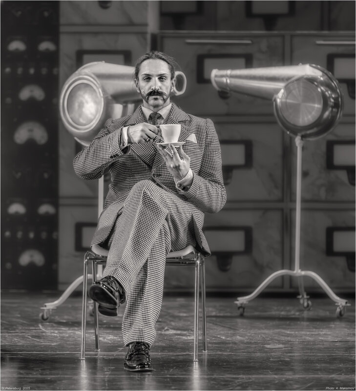 Актёр Александр Муравицкий в роли Пикеринга. - Александр Максимов Актёр Александр Муравицкий в роли Пикеринга. - Александр Максимов