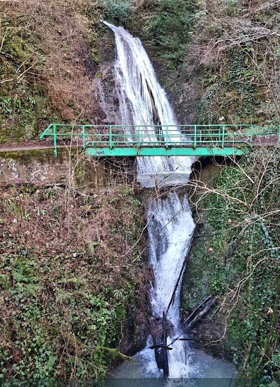 Водопад Молочный. Солох Аул Сочи - Tata Wolf