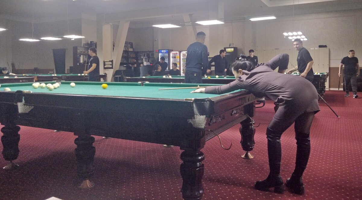 Играет ,Лиза - Андрей Хлопонин Играет ,Лиза - Андрей Хлопонин