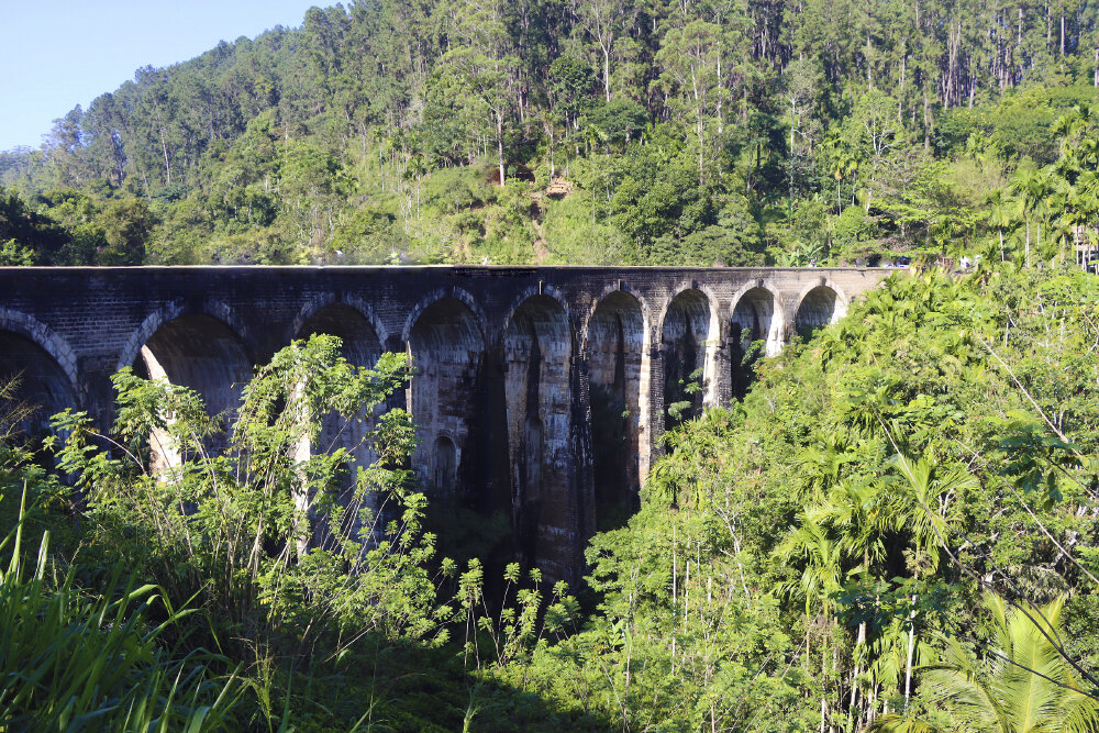 Девятиарочный мост Димодара - Галина Ильясова