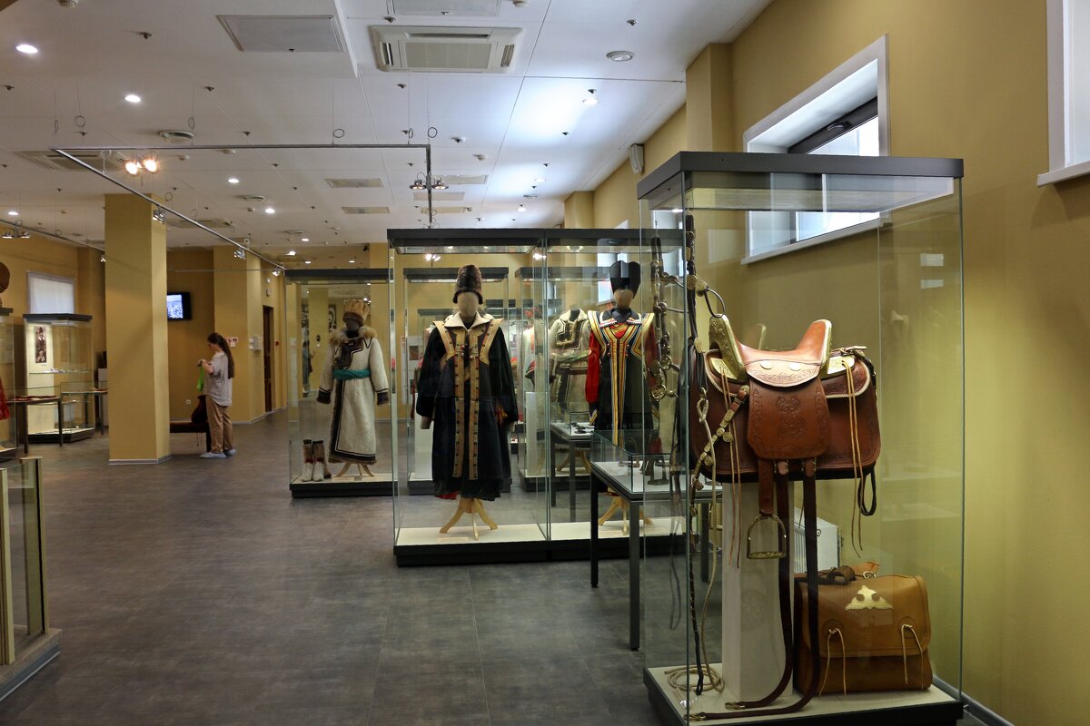 В национальном музее республики Алтай им. Анохина - Ольга 