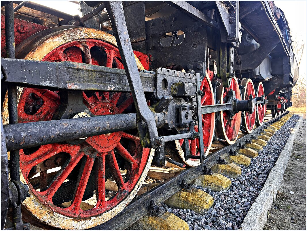 Колёса паровоза. - Валерия Комова Колёса паровоза. - Валерия Комова