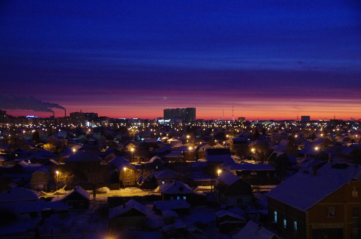 Рассвет над городом - Сергей Швечков