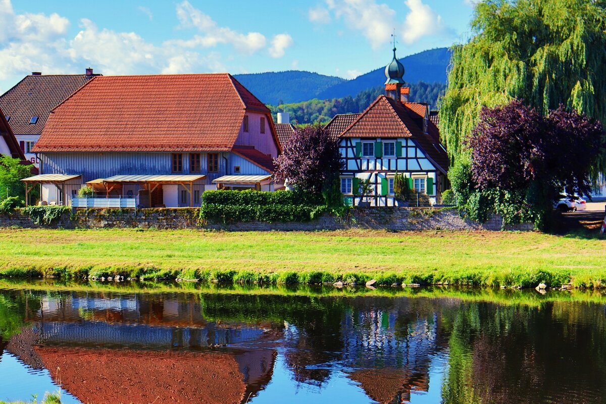 Деревенька в Шварцвальде - Юрий. Шмаков Деревенька в Шварцвальде - Юрий. Шмаков