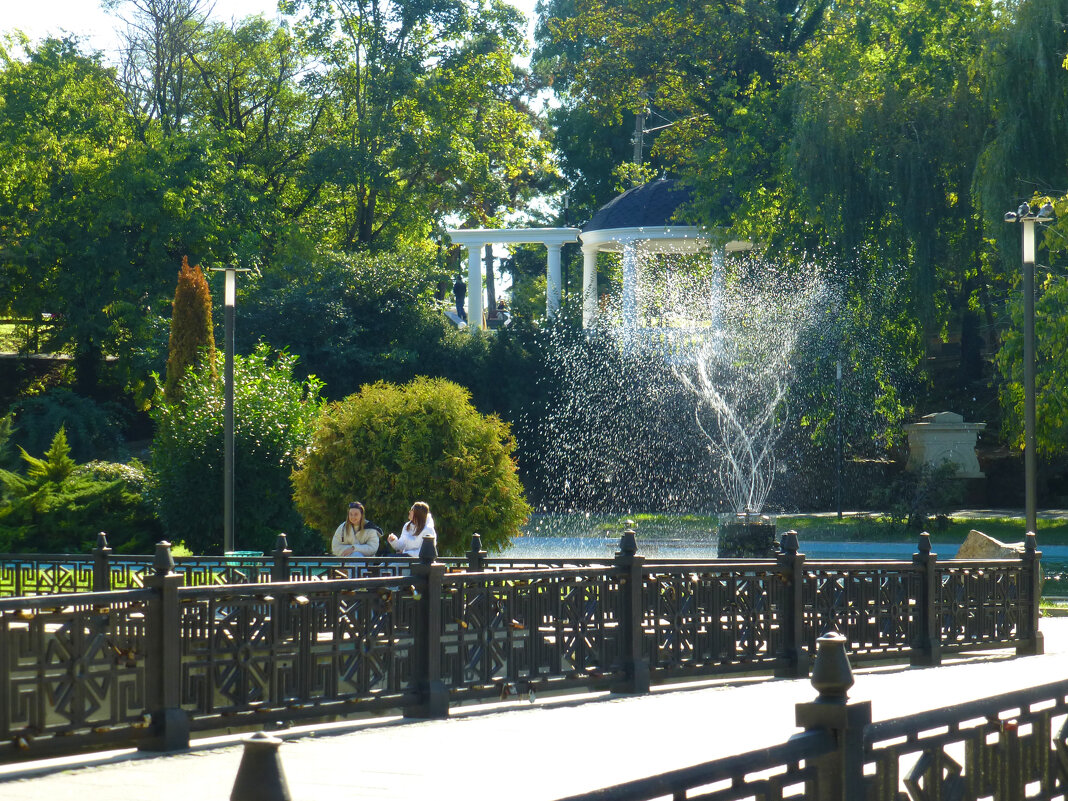 Фонтан в горсаду - Валентин Семчишин