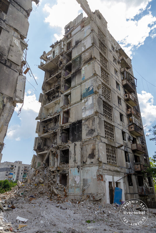 Знаменитые "арки"  Мариуполя. - Евгений Кель