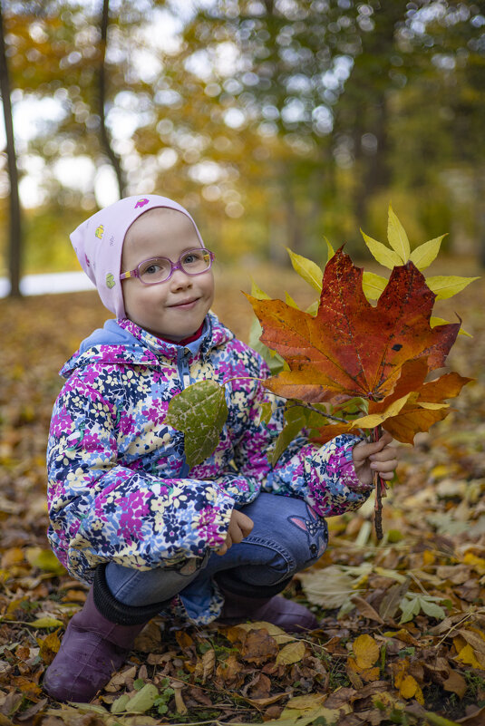 Все цвета осени в кулачке - Анастасия Фотографовна