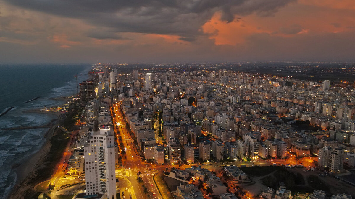 Полеты над Натанией - Valentin Bondarenko