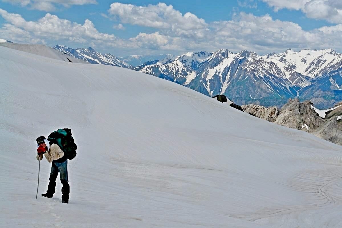 ГОРНАЯ ПРОГУЛКА - Виктор Осипчук