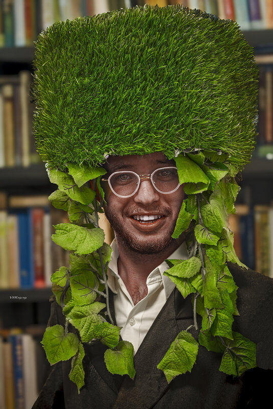 פורים שפיל אין פּאָרטרעטן - Shmual & Vika Retro פורים שפיל אין פּאָרטרעטן - Shmual & Vika Retro