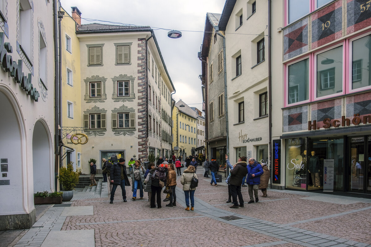 ** - Александр Липовецкий