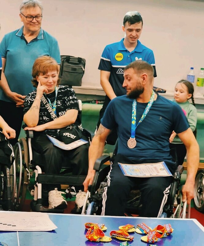 Друзья настольного тенниса - Андрей Хлопонин Друзья настольного тенниса - Андрей Хлопонин