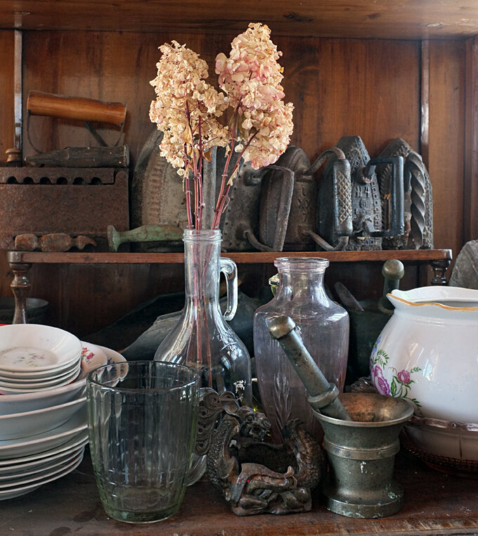 Цветы с утюгами... - Владимир Хиль Цветы с утюгами... - Владимир Хиль