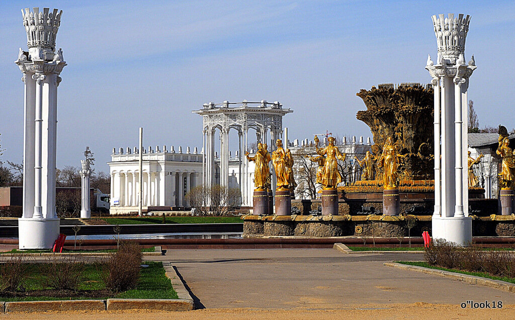 знакомые силуэты - Олег Лукьянов знакомые силуэты - Олег Лукьянов