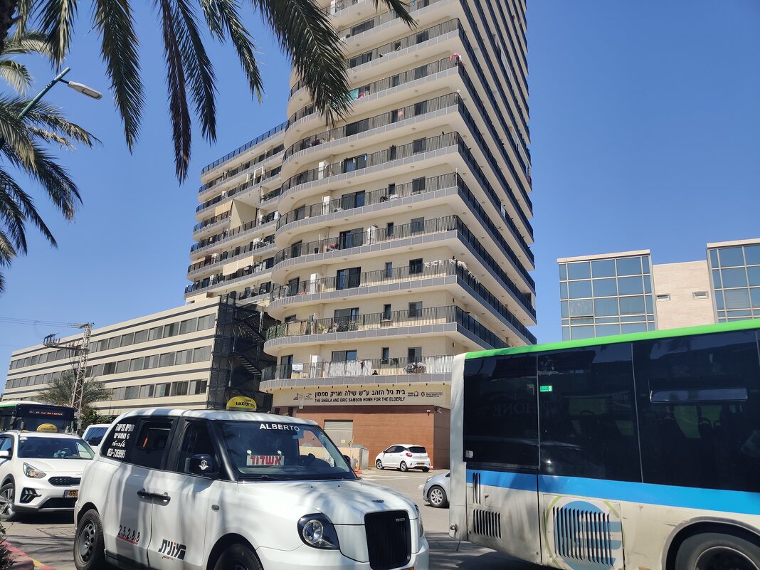 Прогулка заканчивается - Светлана Хращевская Прогулка заканчивается - Светлана Хращевская