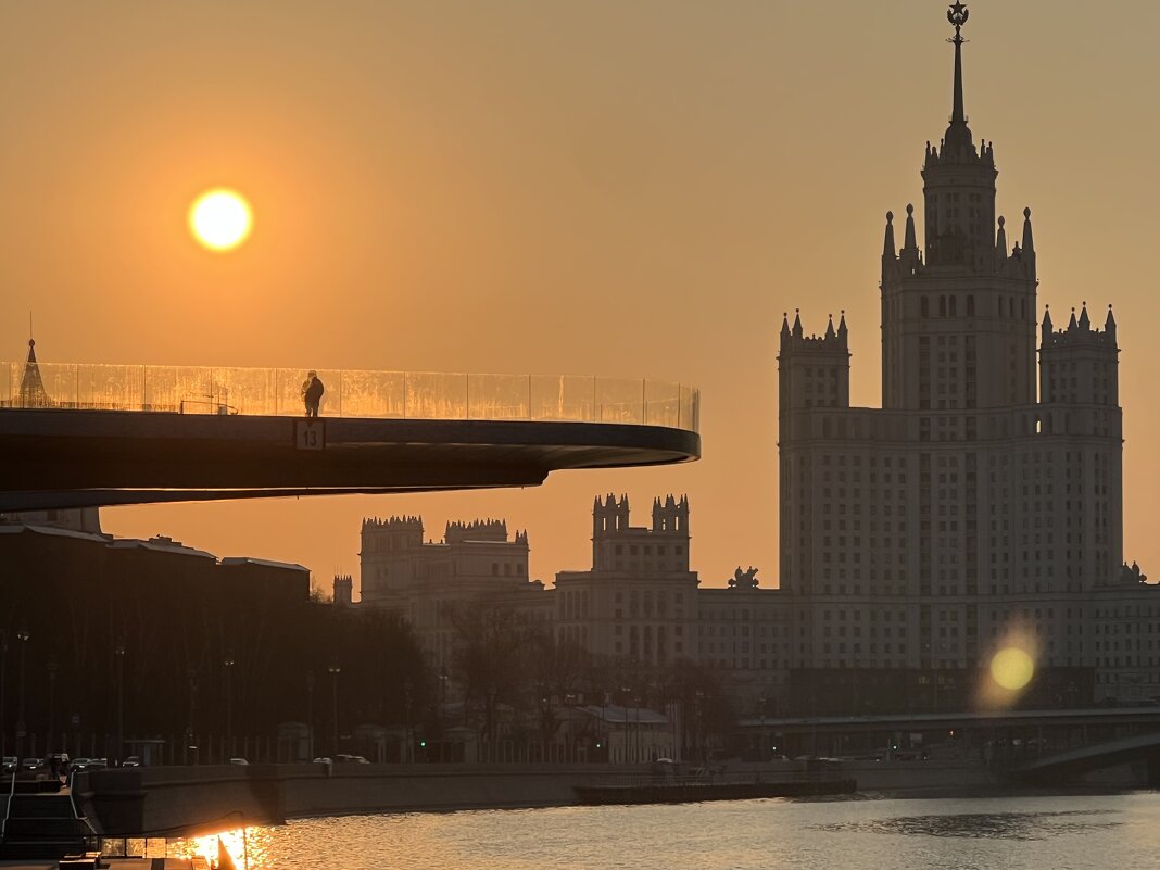 Мартовский восход - Алексей Чуркин