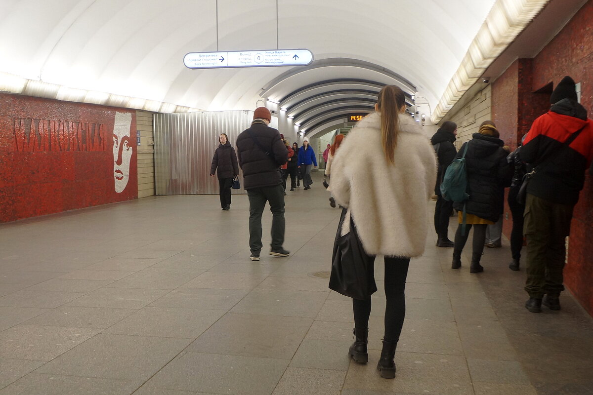 станция метро Маяковская - zavitok * станция метро Маяковская - zavitok *