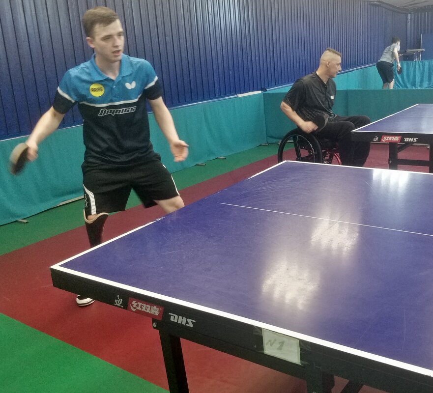 Пара настольный теннис - Андрей Хлопонин
