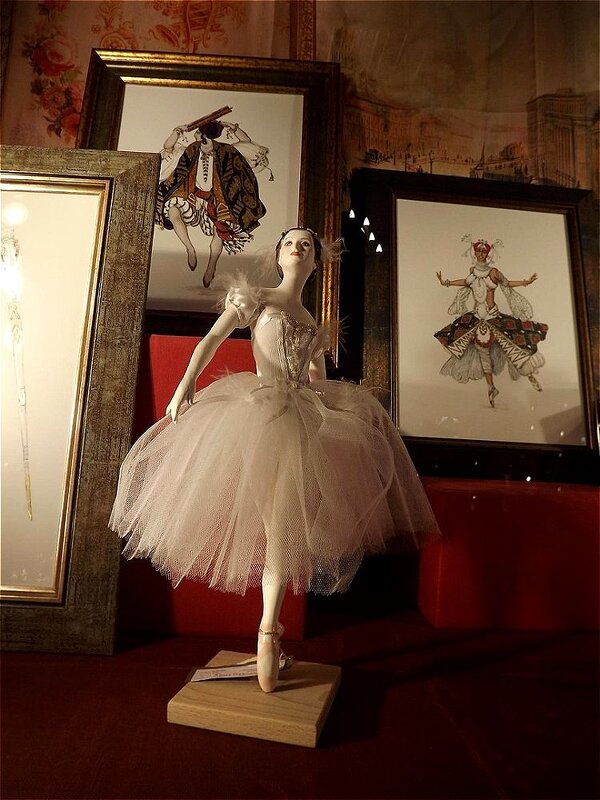 С Международным днём театра! - Нина Андронова