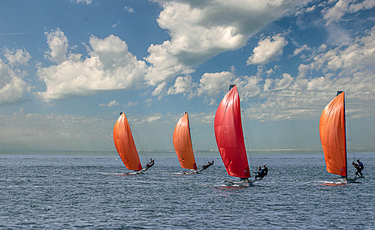 Алые паруса Сочинской регаты. - Сергей Романов Алые паруса Сочинской регаты. - Сергей Романов