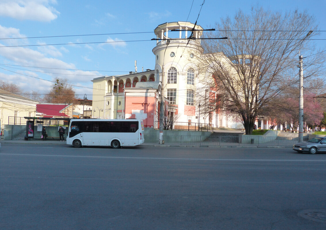 Кинотеатр Симферополь - Валентин Семчишин Кинотеатр Симферополь - Валентин Семчишин