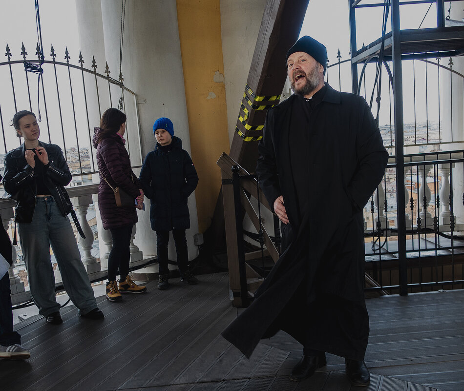 *** - Александр Русинов