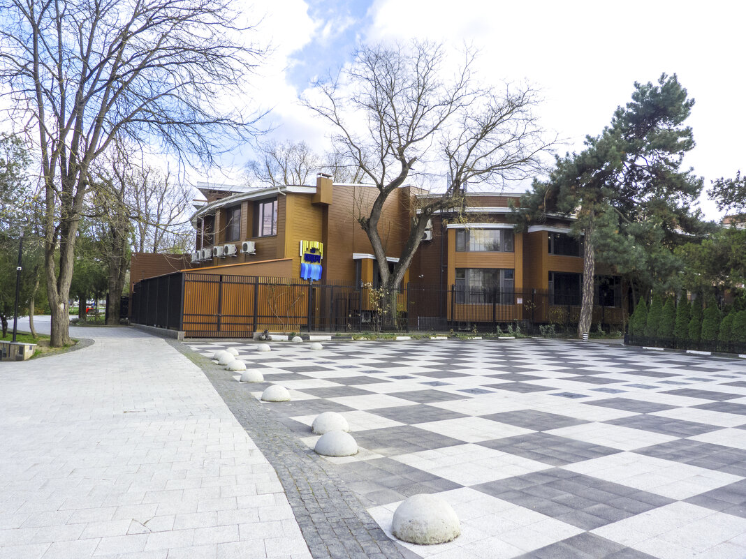 Гостиница  в Горсаду - Валентин Семчишин