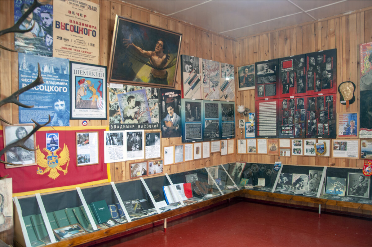 Тегенекли. В альпинистском музее - Gen 