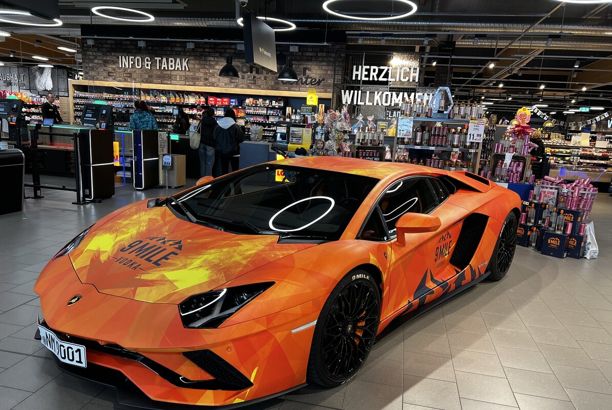 "Lamborghini" 9-MILE-Vodka-Interview-Special Lamborghini... - "The Natural World" Александер