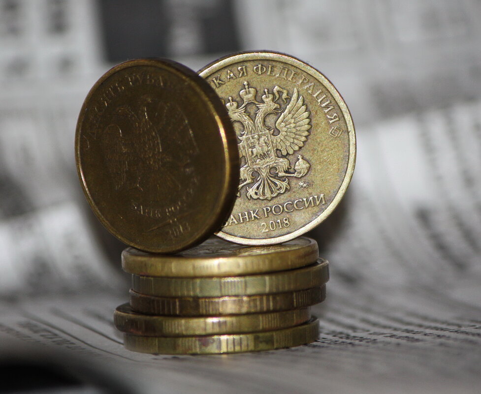 Герб византийский или российский: что ждёт наш рубль в ближайшей перспективе?.. - Константин Штарк Герб византийский или российский: что ждёт наш рубль в ближайшей перспективе?.. - Константин Штарк