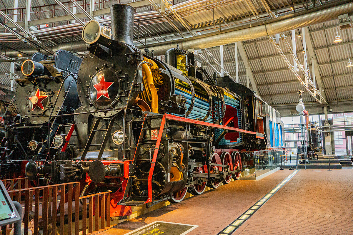 В музее - Ирина Соловьёва