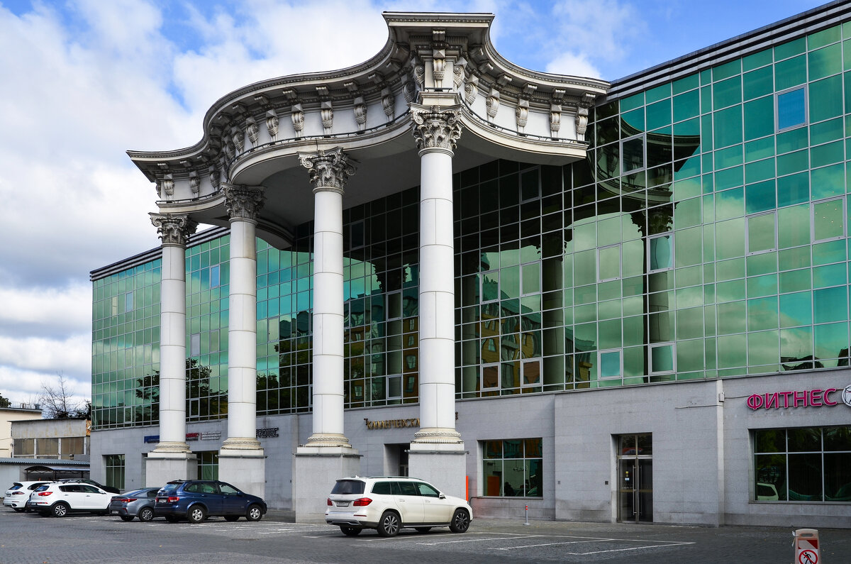 Крылечко - Валерий Пославский Крылечко - Валерий Пославский