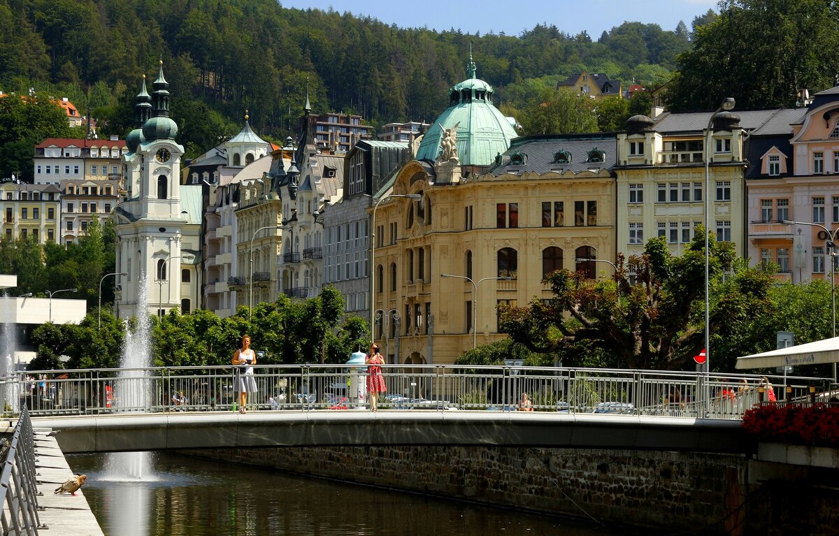 Солнечный день в Карловых Варах - Юрий. Шмаков