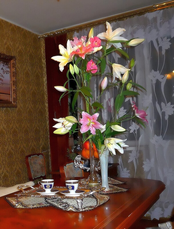 Лилии манящий аромат - Ольга Довженко