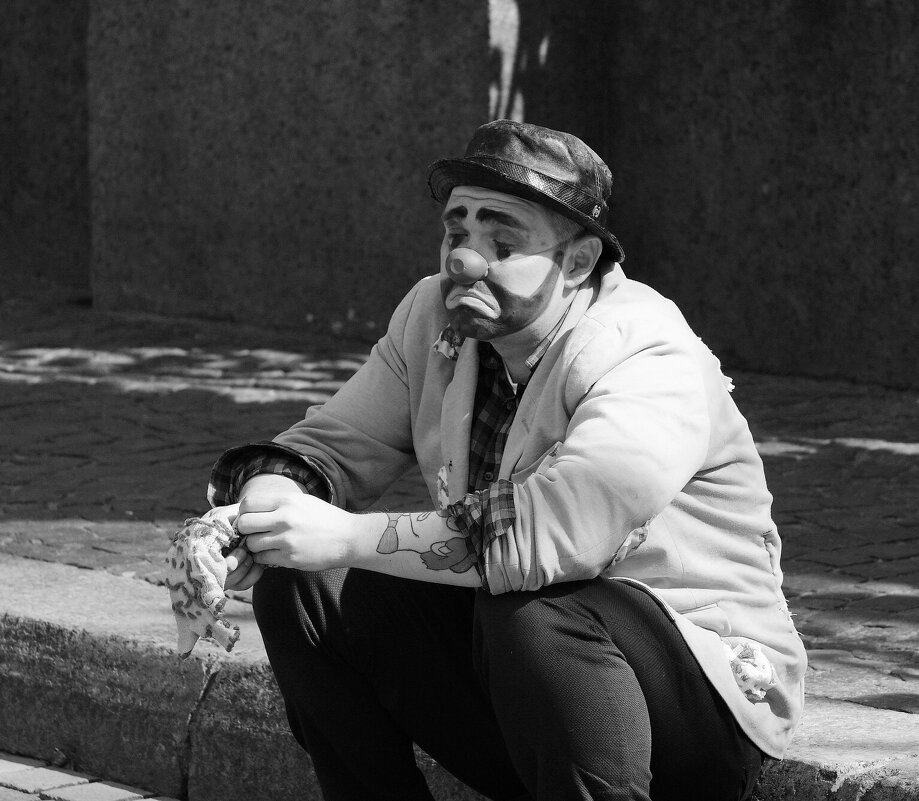 *** - Виктор Никитенко