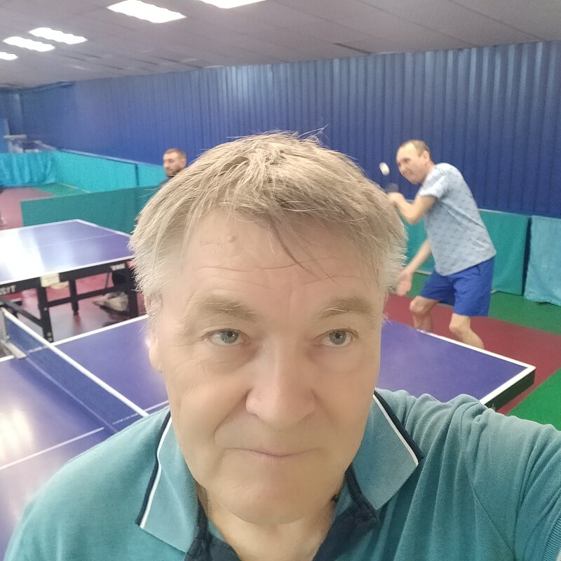 Настольный теннис - Андрей Хлопонин