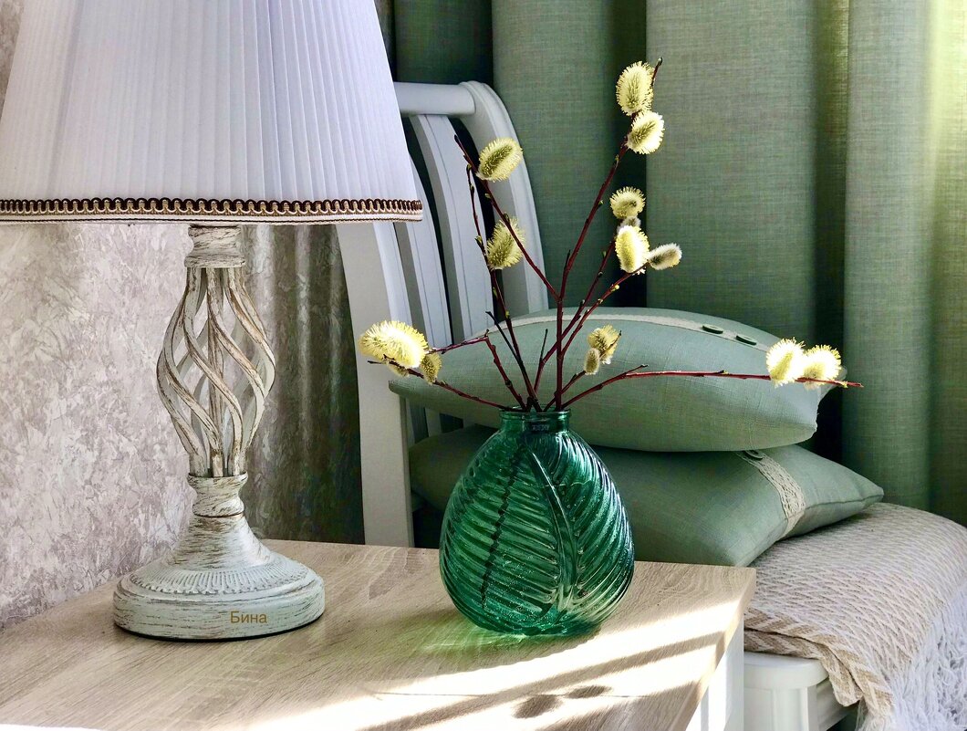 Утро) веточка вербы и немного солнца) - Альбина Утро) веточка вербы и немного солнца) - Альбина