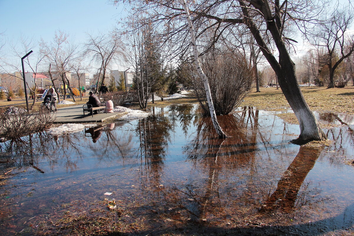 В городе весна - victor Lion