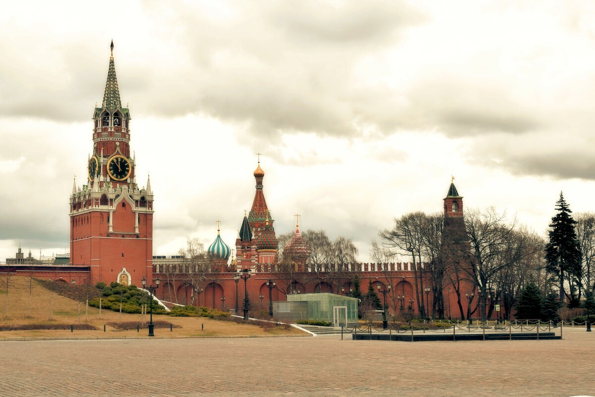 Спасская башня со стороны Ивановской площади Кремля.  - Татьяна Помогалова