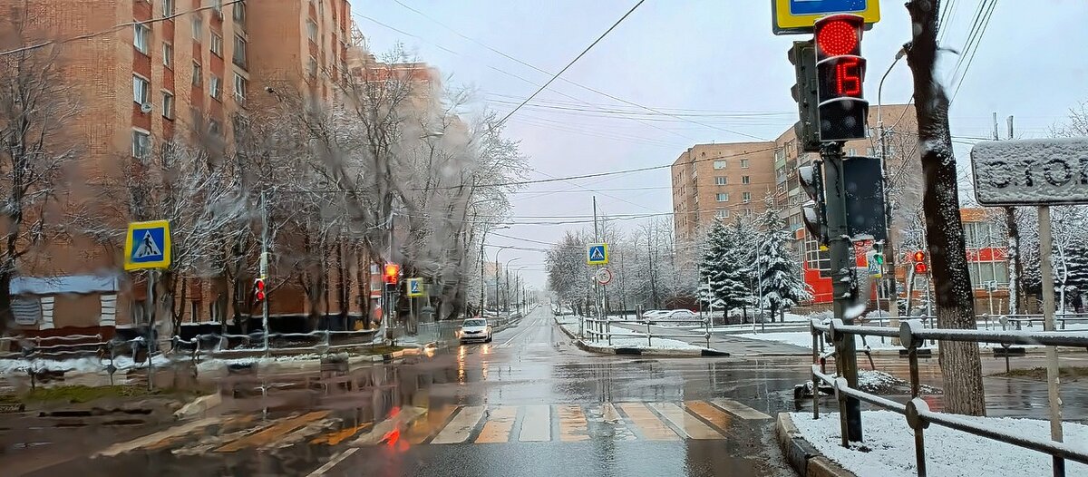 Снег в апреле. - Михаил Столяров