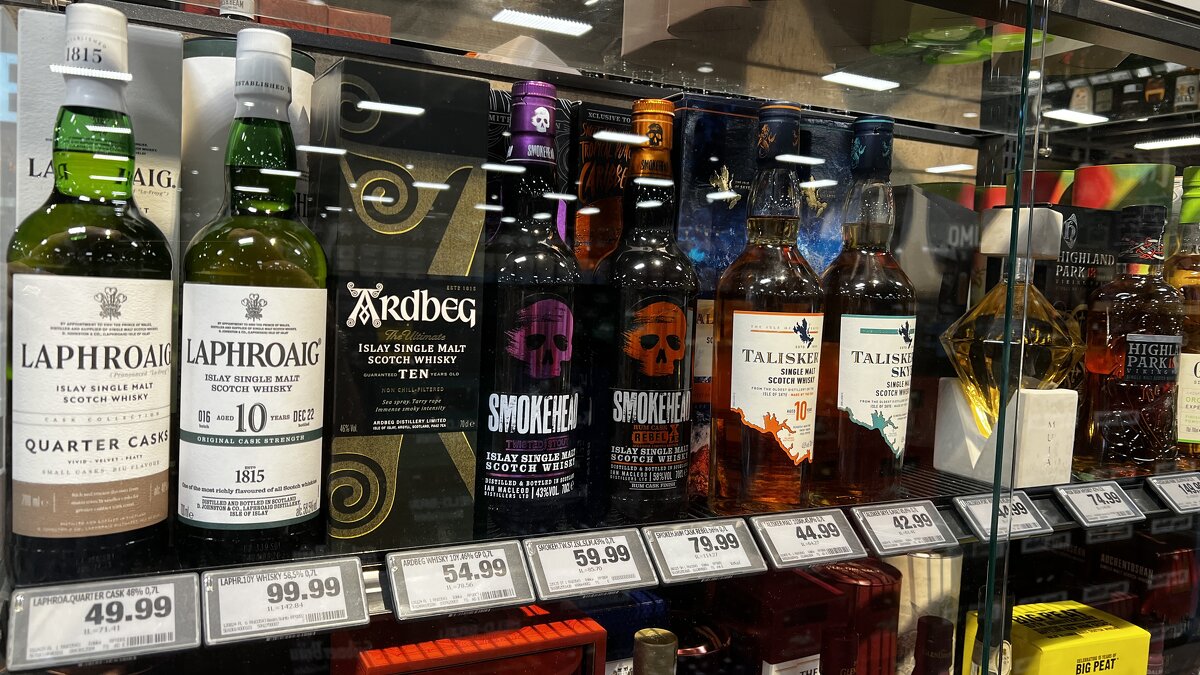 Kто что предпочитает пить.. - "The Natural World" Александер