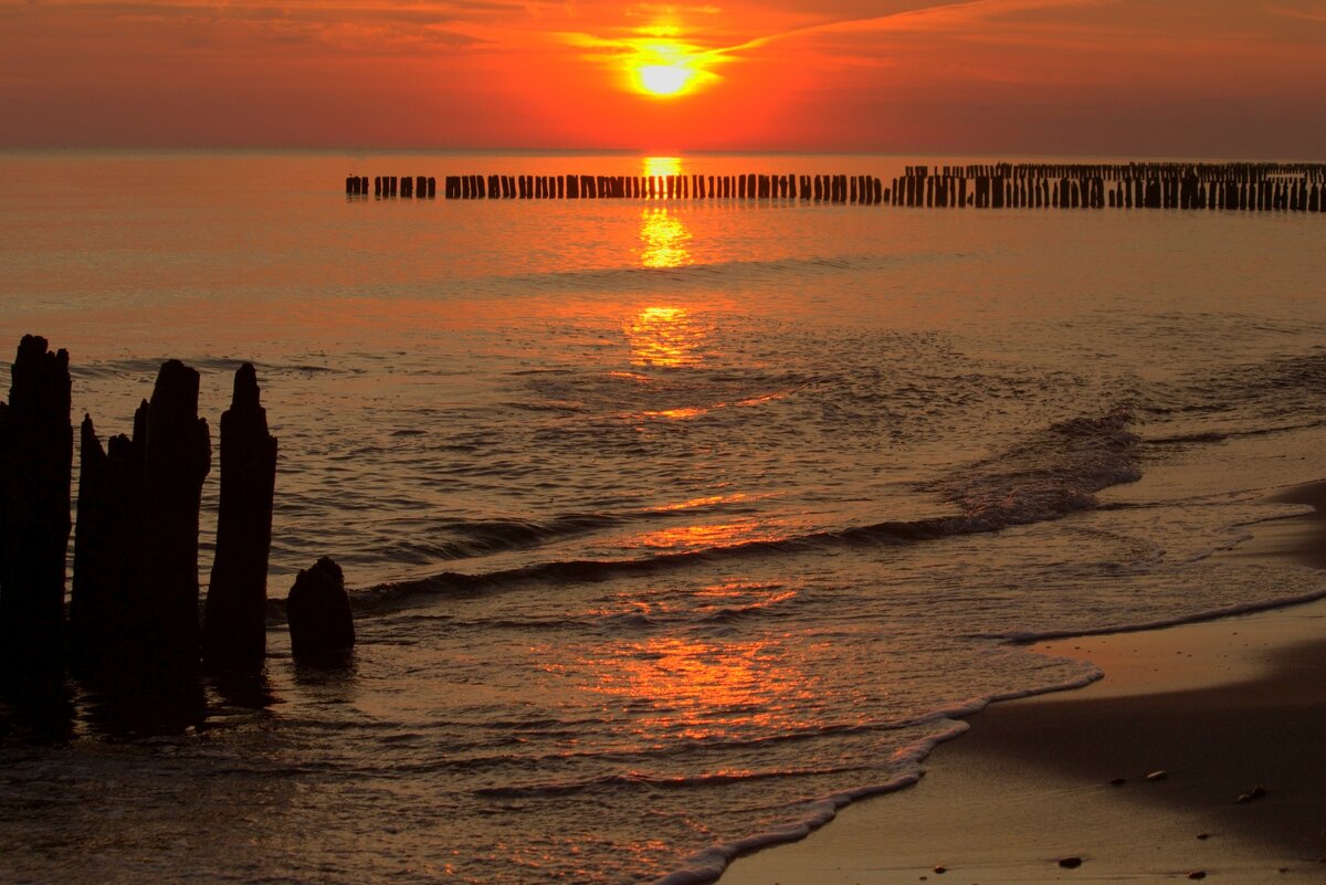 Над морем всходило солнце - Юрий. Шмаков Над морем всходило солнце - Юрий. Шмаков