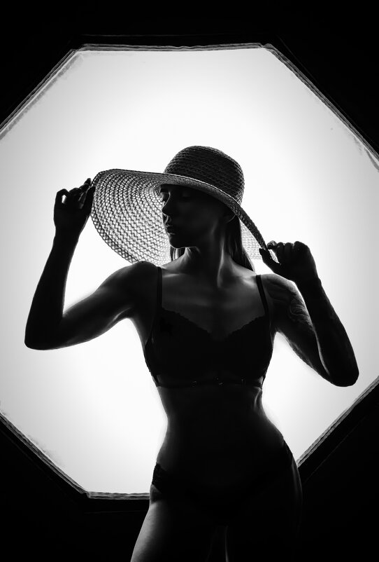 Нежный контур - Юрий Захаров