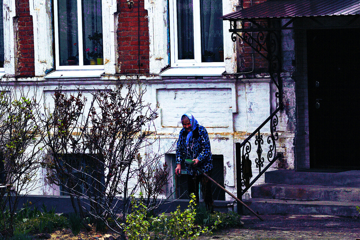 Бабушка - Юрий Гайворонскiий