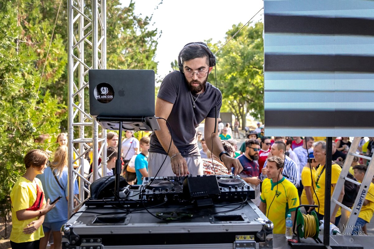 Дмитрий - Андрей Lyz