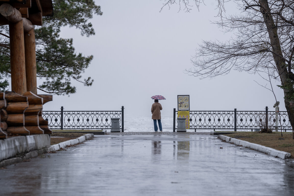 Девушка у реки - Сергей Флетчер Девушка у реки - Сергей Флетчер