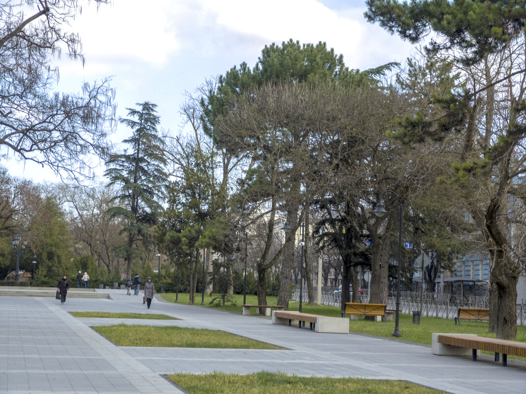 Весенний  горсад - Валентин Семчишин