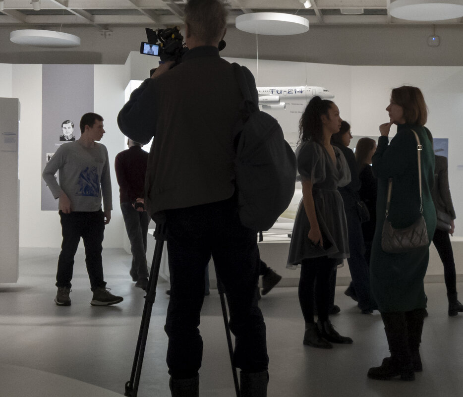 *** - Александр Русинов