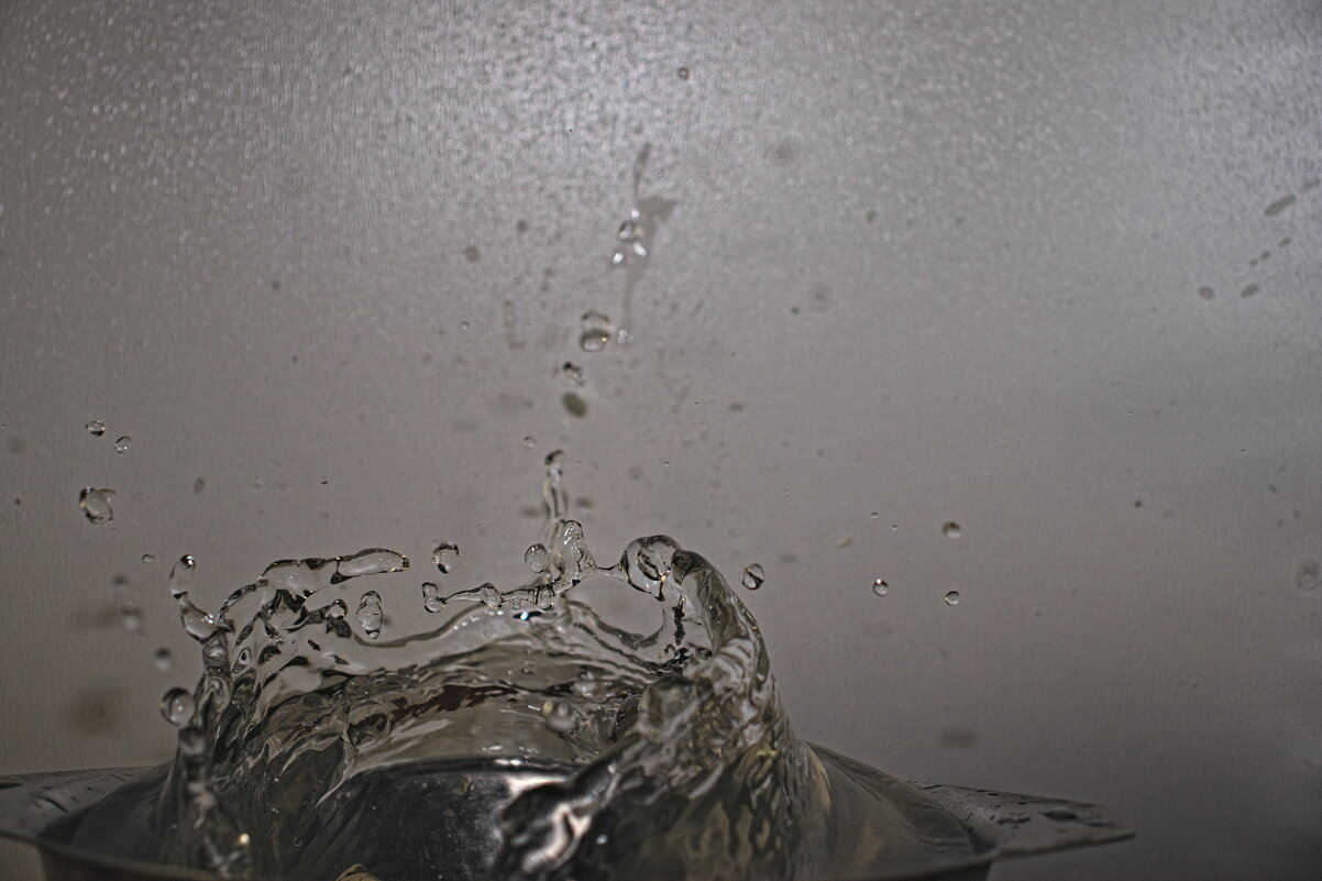 всплеск воды . - Giant Tao /